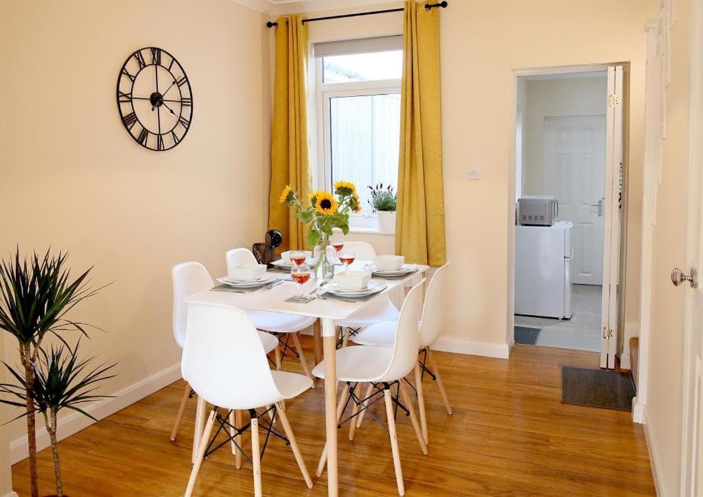 Stylish Norwich Stay Near Cathedral With Parking エクステリア 写真